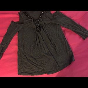 No shoulder long sleeve